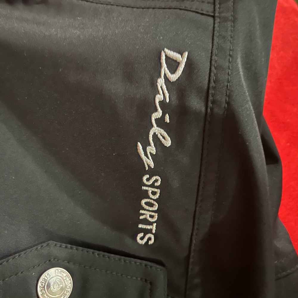 Daily Sports Black capri with Silver Embroidery